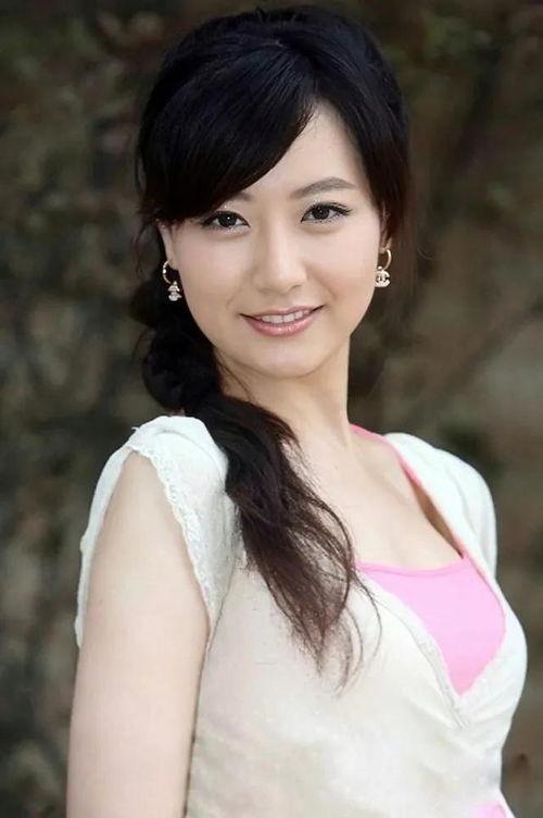 白冰女演员爆料视频大全,娱乐圈幕后真相大揭秘 第1张 白冰女演员爆料视频大全,娱乐圈幕后真相大揭秘 第1张